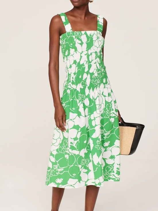 Rails Dresses & Skirts - Rails Seville Green Lotus Floral Smocked Midi Dress